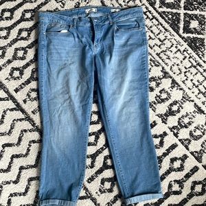Jessica Simpson ankle length jeans